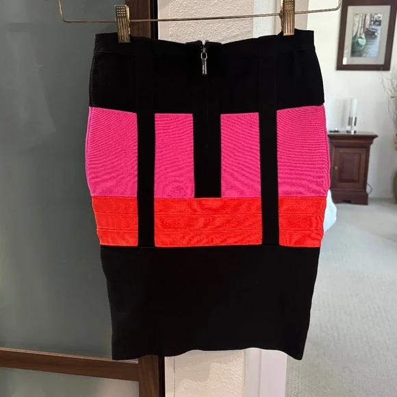 bebe Bandage Pencil Skirt - Black/Pink/Red Size S - Picture 3 of 8